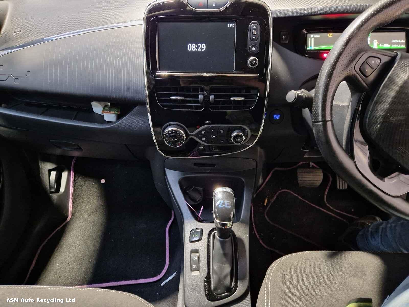 View Auto part Renault Zoe 2019 5 Door Hatchback Breaking