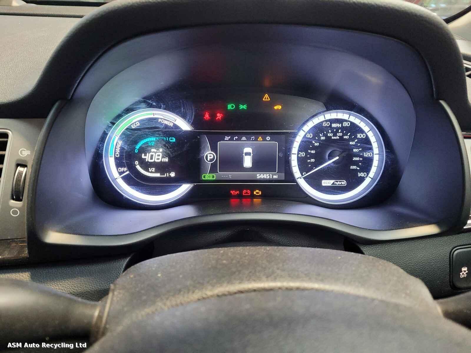 View Auto part Kia Niro 2016 5 Door Estate Breaking