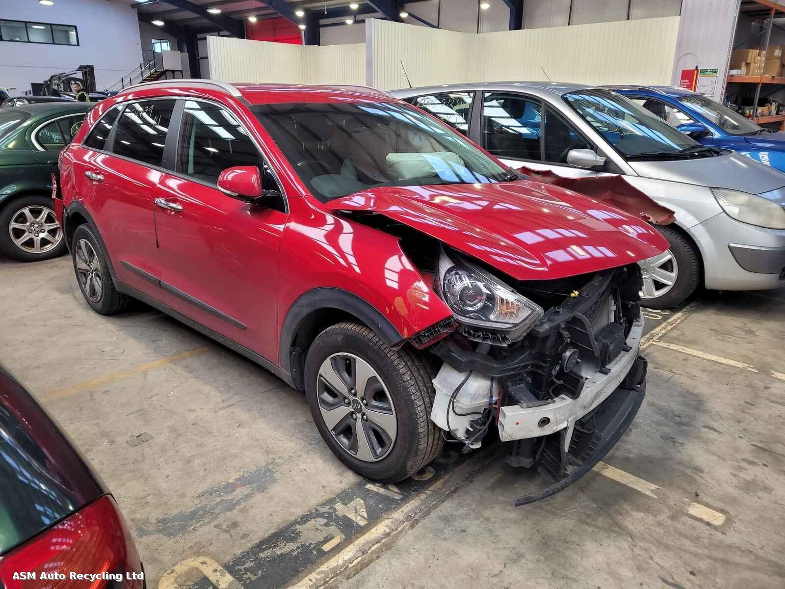 Image for a Kia Niro 2016 5 Door Estate Breaking
