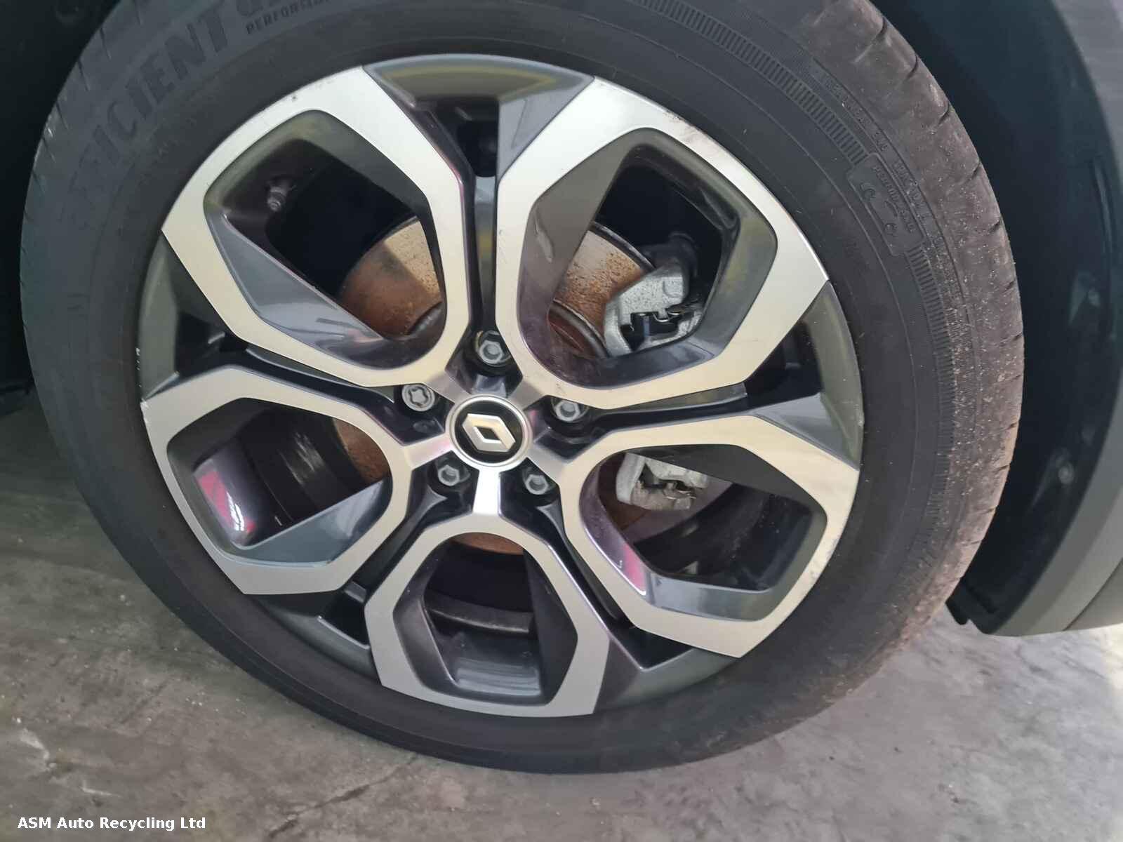 View Auto part Renault Captur 2023 5 Door Hatchback Breaking