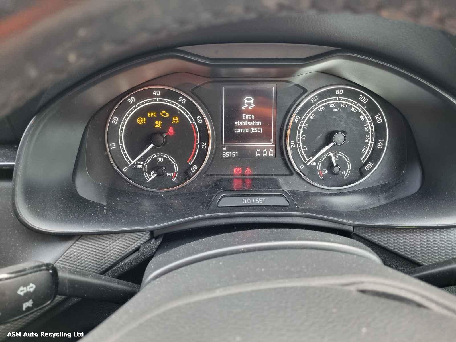 Skoda Scala 2020 5 Door Hatchback Breaking View Auto part Skoda Scala 2020 5 Door Hatchback Breaking
