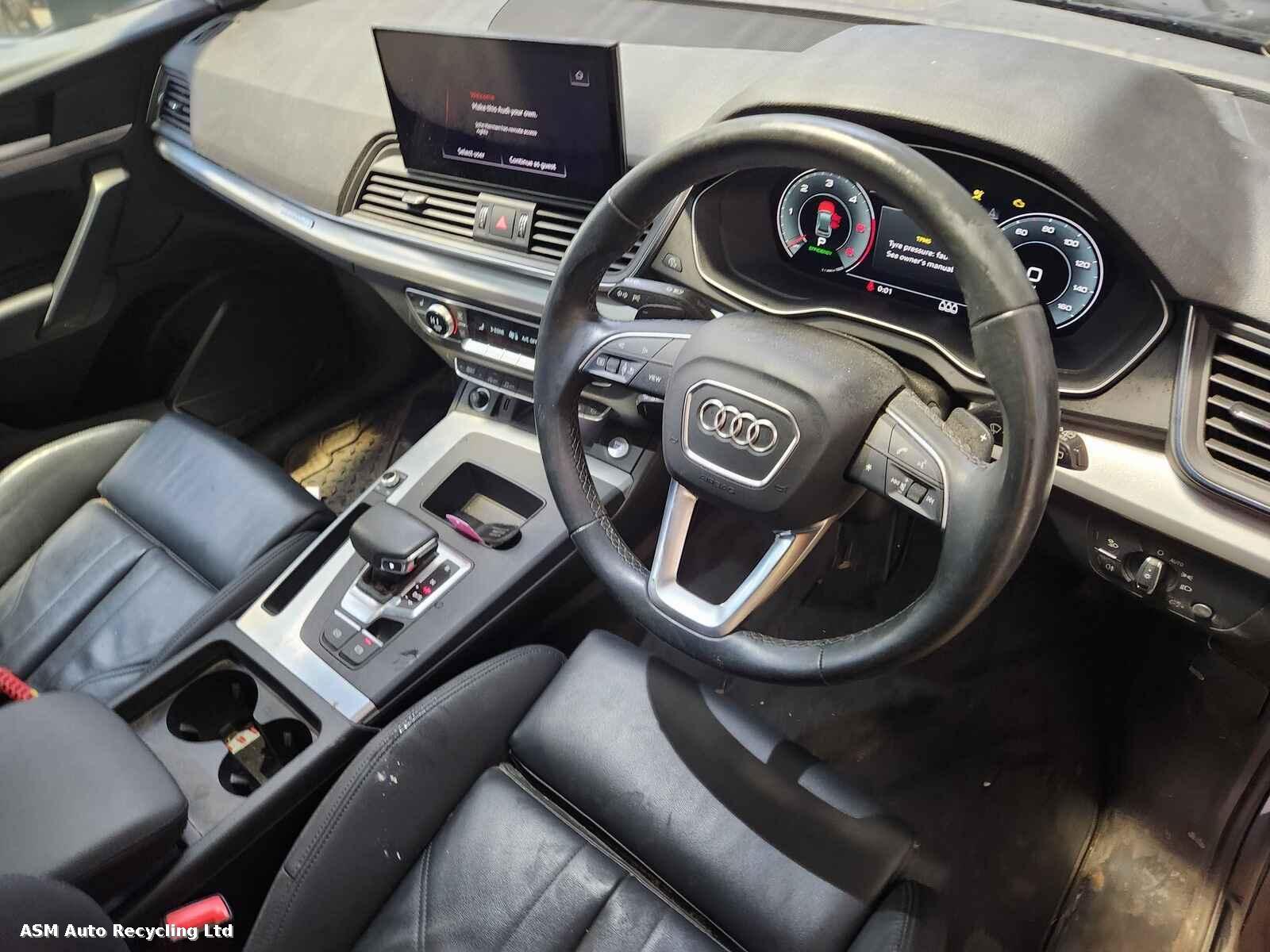 View Auto part Audi Q5 2021 5 Door Estate Breaking
