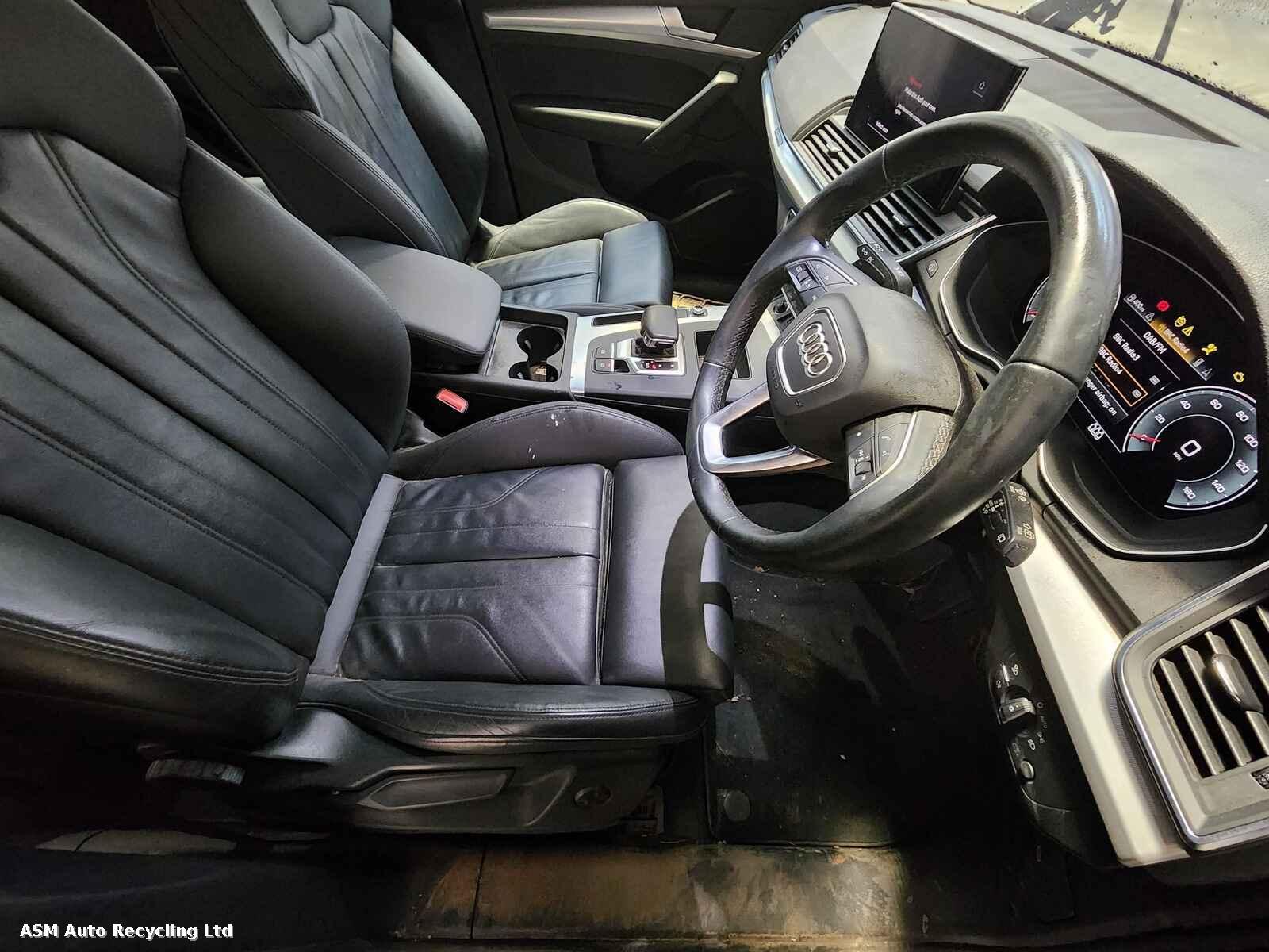 View Auto part Audi Q5 2021 5 Door Estate Breaking