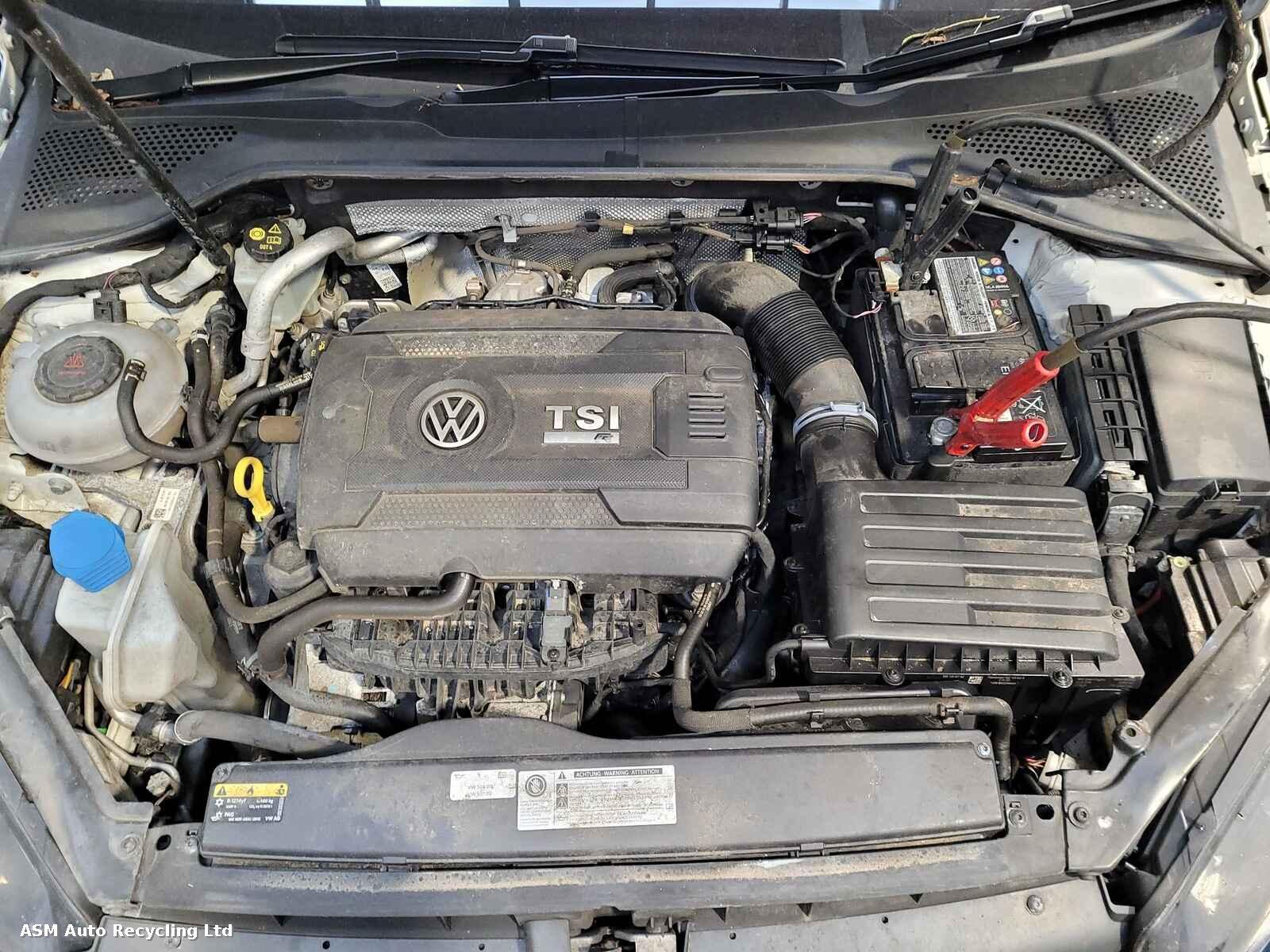 View Auto part Volkswagen Golf 2019 5 Door Hatchback Breaking