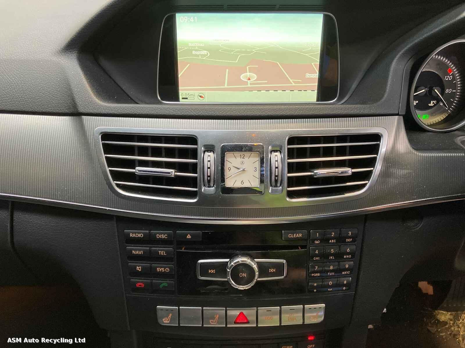 Mercedes E Class 2013 4 Door Saloon Breaking View Auto part Mercedes E Class 2013 4 Door Saloon Breaking