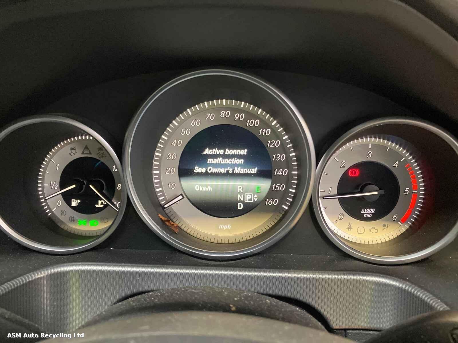 Mercedes E Class 2013 4 Door Saloon Breaking View Auto part Mercedes E Class 2013 4 Door Saloon Breaking
