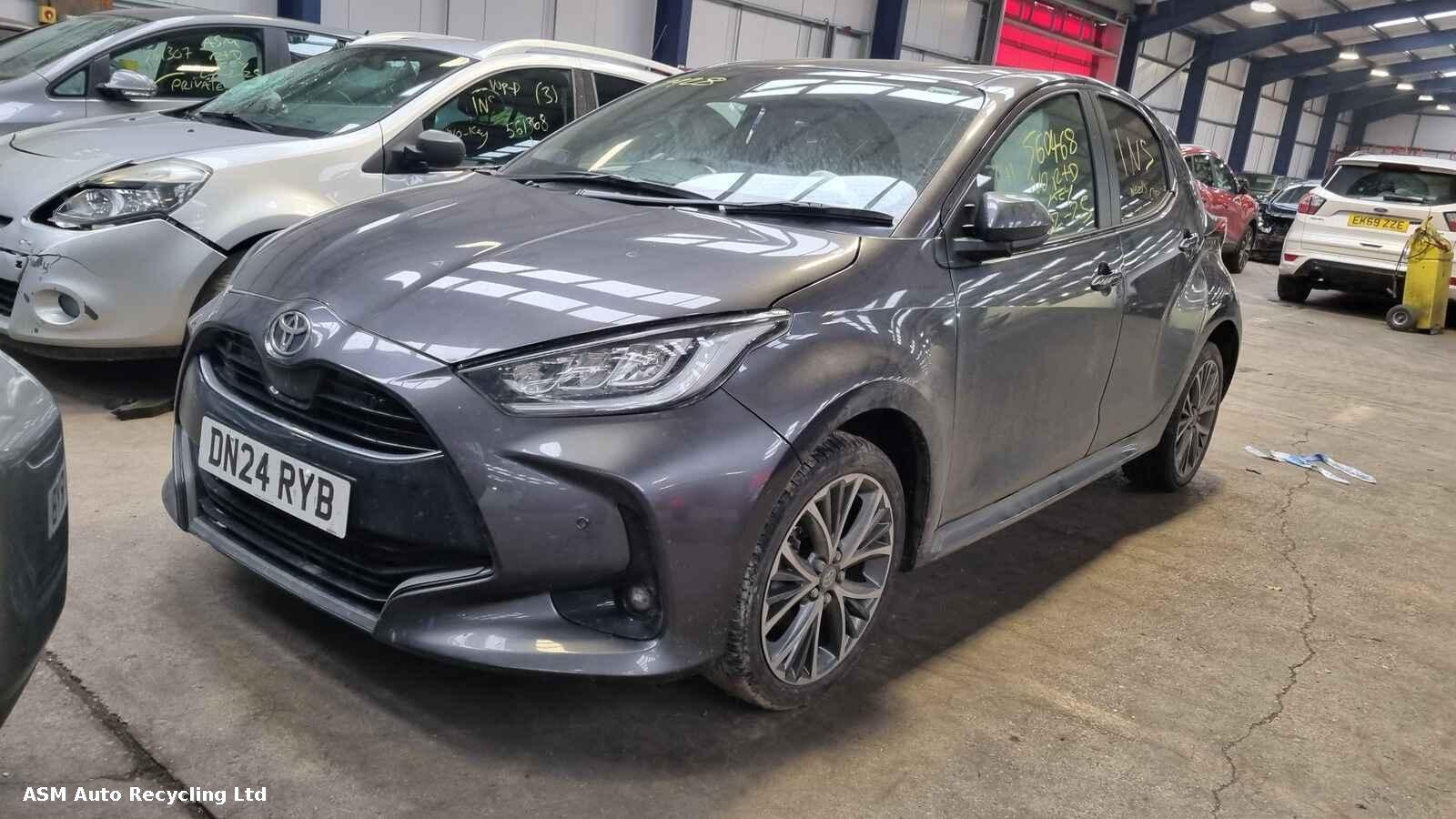 View Auto part Toyota Yaris 2024 5 Door Hatchback Breaking