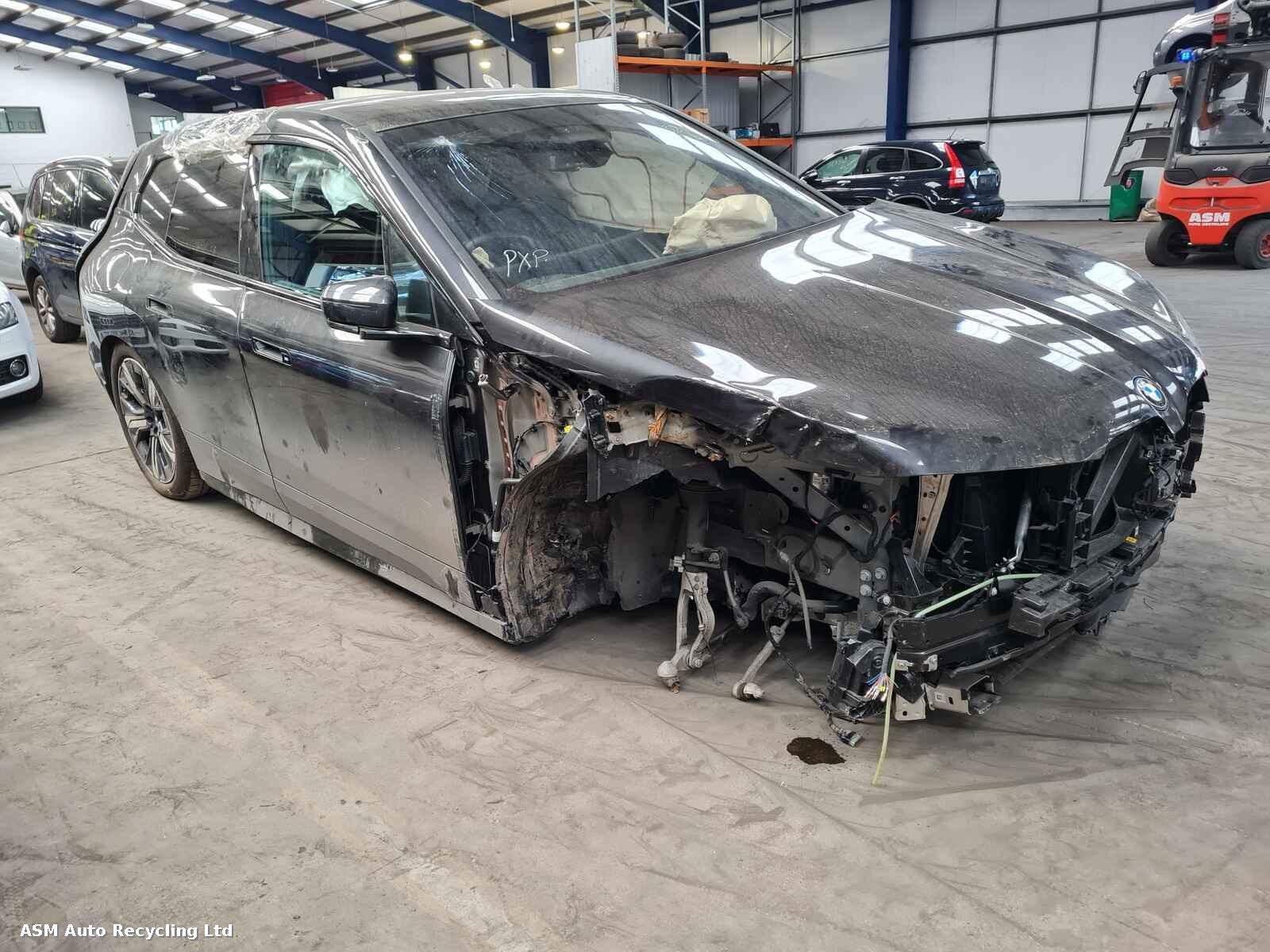 Image for a Bmw Ix 2022 5 Door Estate Breaking