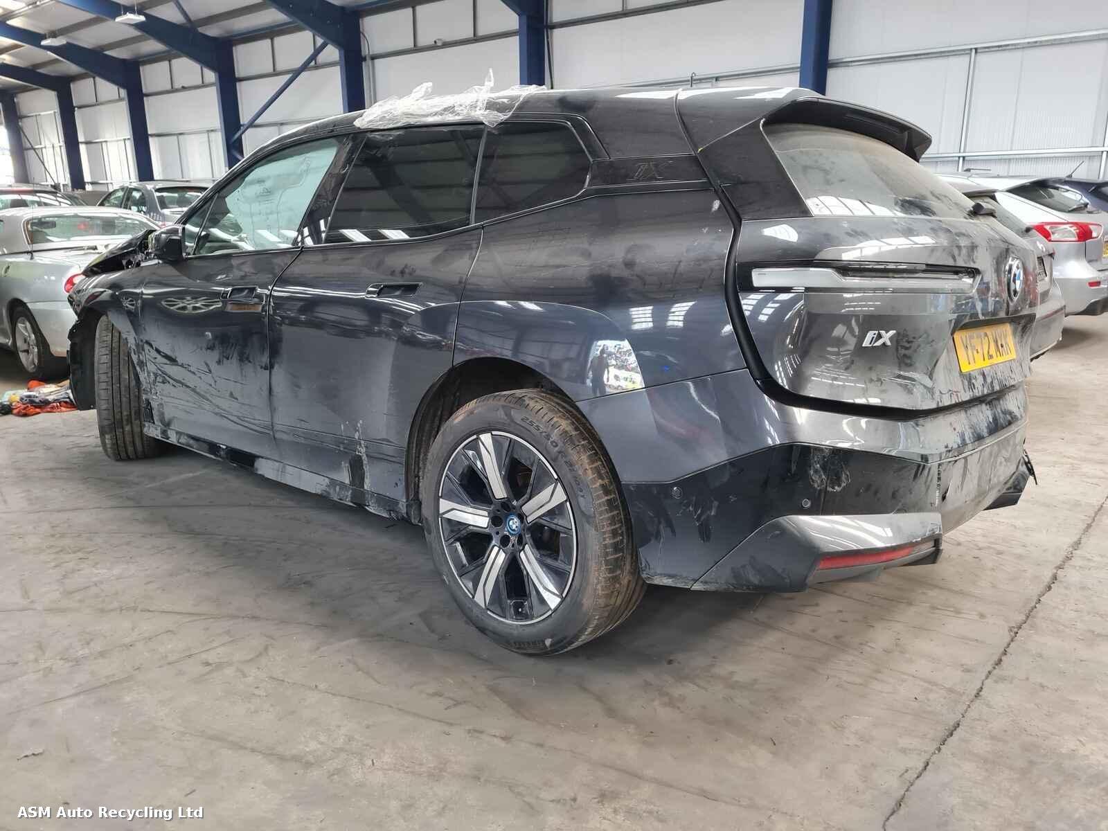 View Auto part Bmw Ix 2022 5 Door Estate Breaking