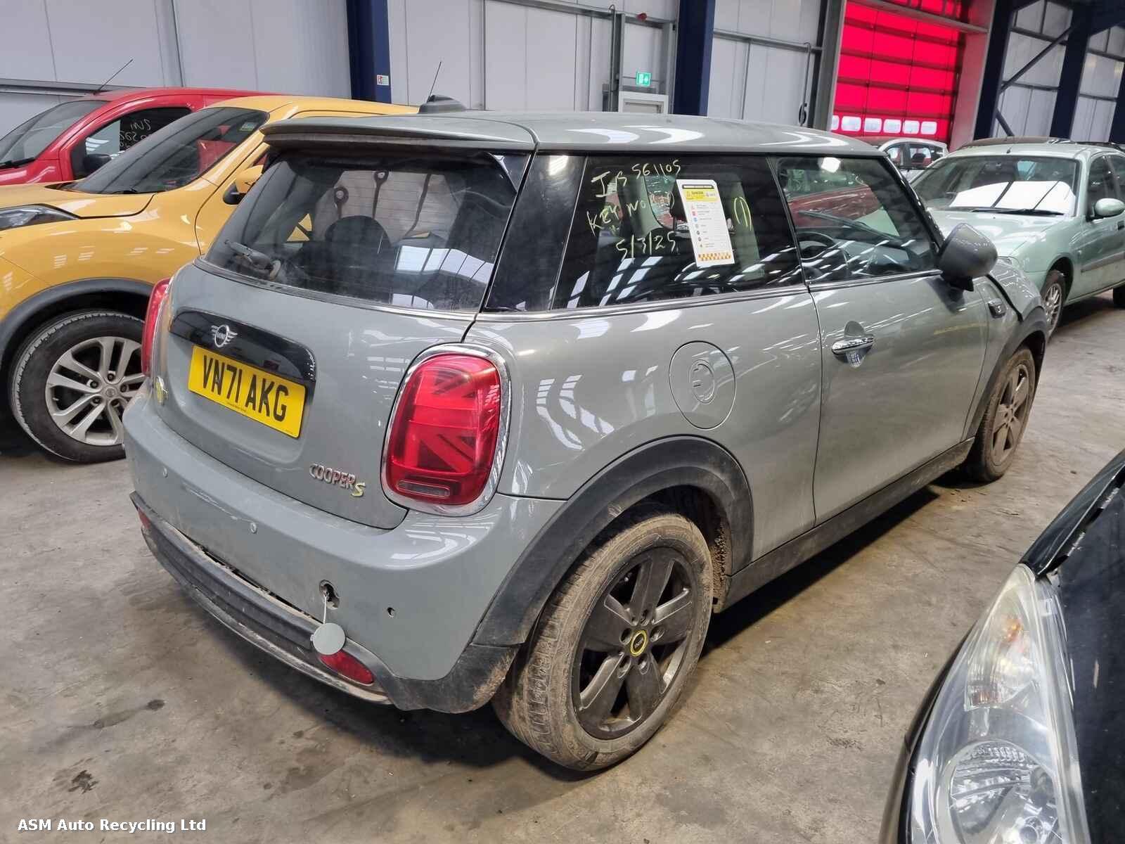 View Auto part Mini (bmw) Mini 2021 3 Door Hatchback Breaking