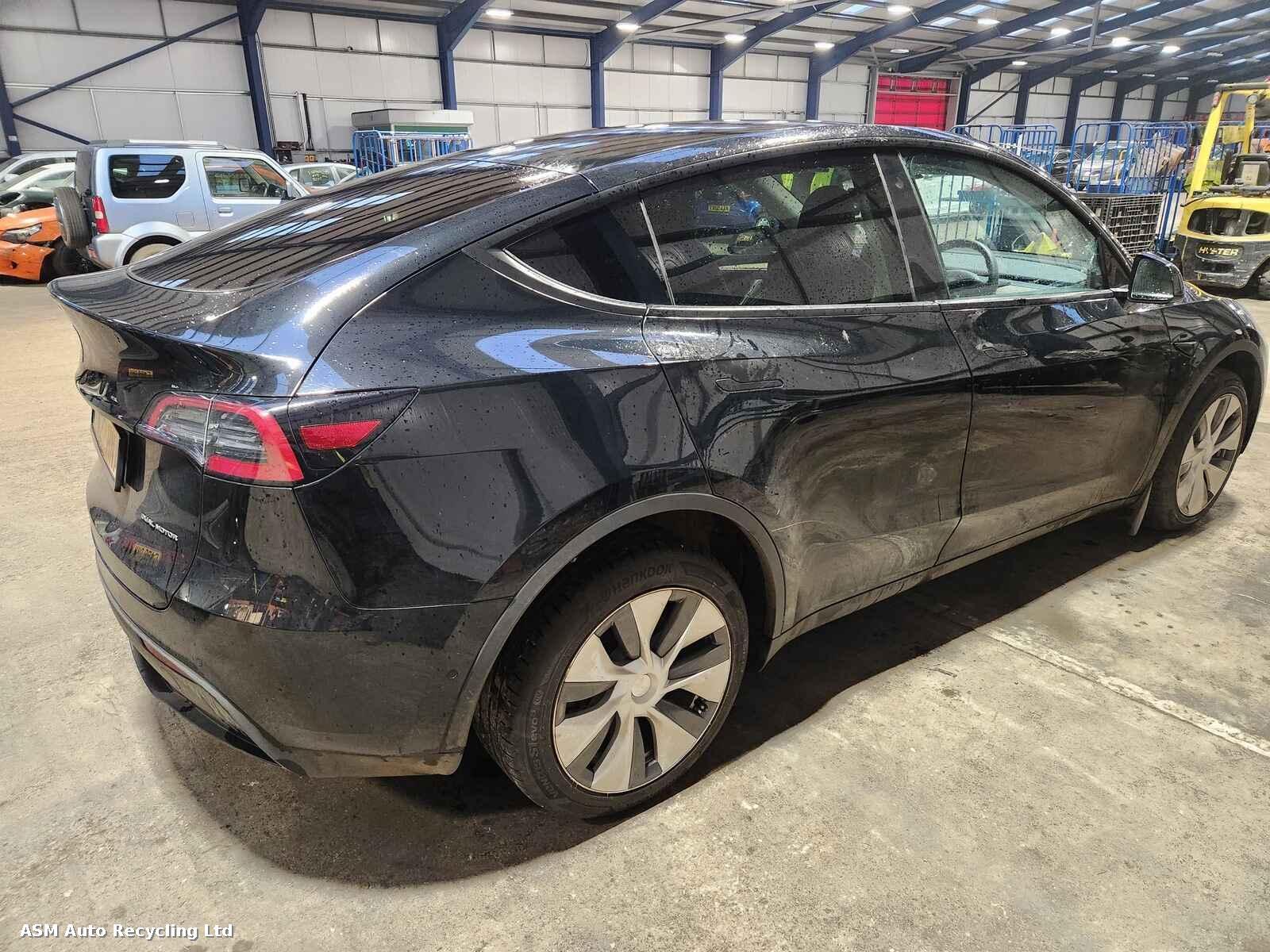 View Auto part Tesla Model Y 2022 5 Door Mpv Breaking