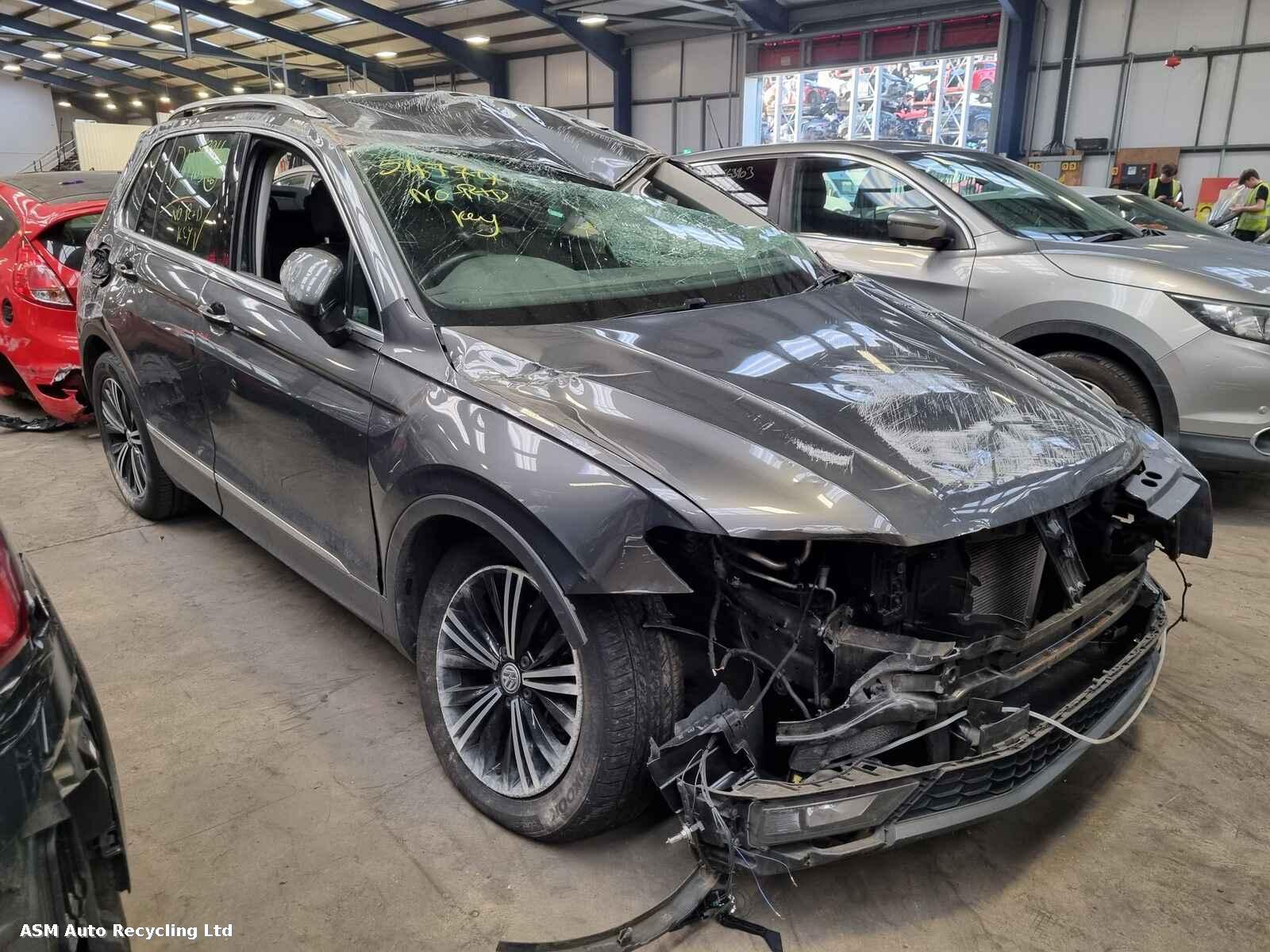 Image for a Volkswagen Tiguan 2018 5 Door Estate Breaking