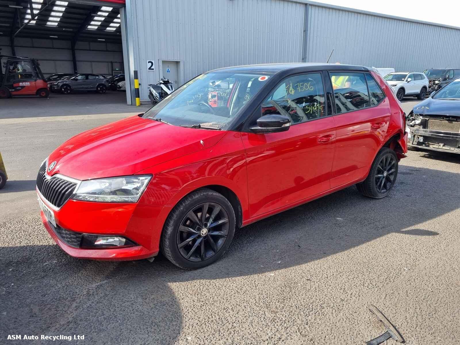 View Auto part Skoda Fabia 2019 5 Door Hatchback Breaking