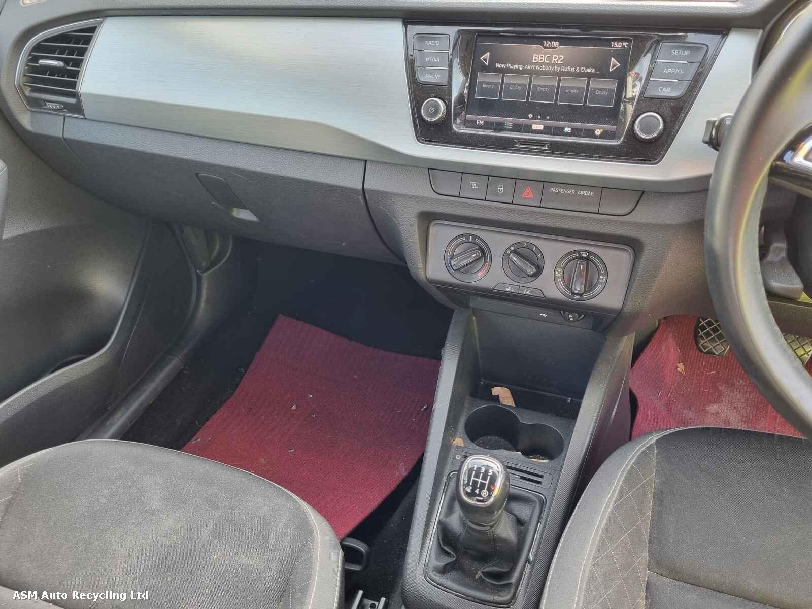 View Auto part Skoda Fabia 2019 5 Door Hatchback Breaking
