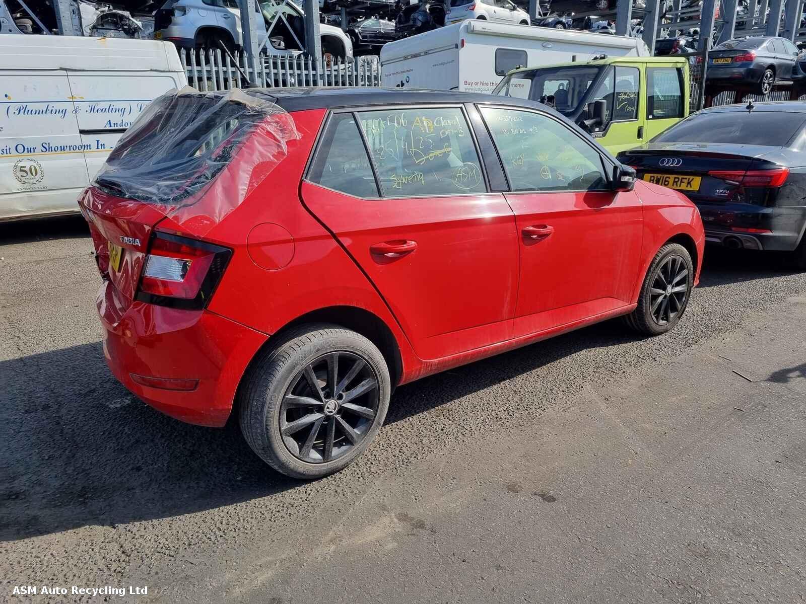 View Auto part Skoda Fabia 2019 5 Door Hatchback Breaking