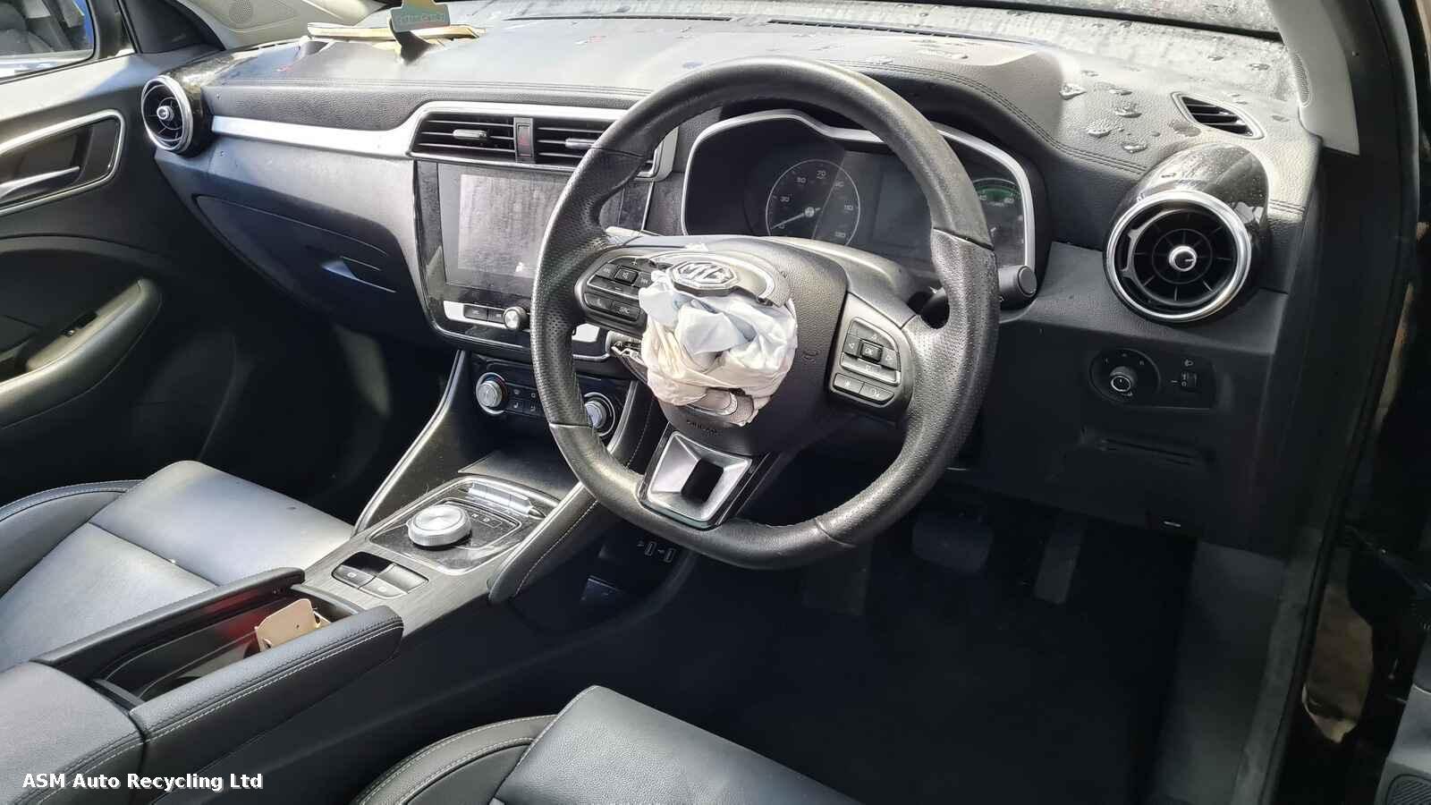 View Auto part Mg Zs 2021 5 Door Hatchback Breaking