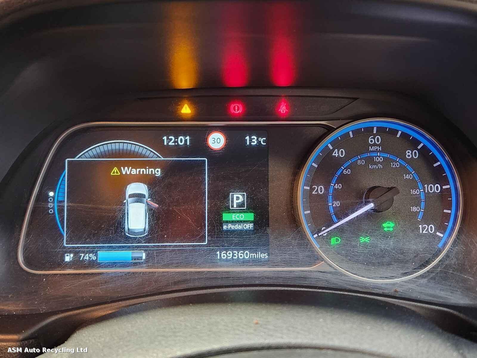 View Auto part Nissan Leaf 2018 5 Door Hatchback Breaking