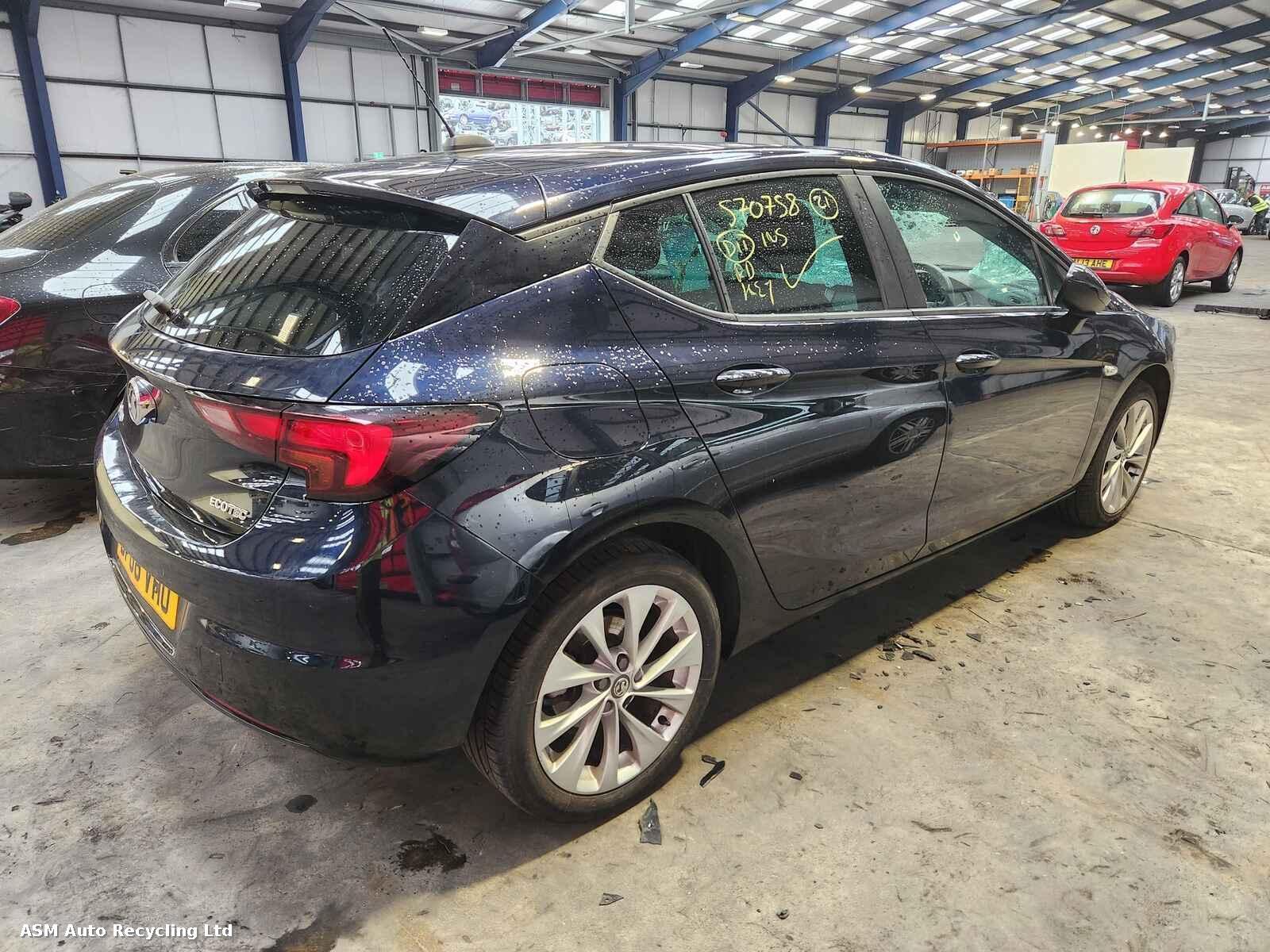 View Auto part Vauxhall Astra 2018 5 Door Hatchback Breaking