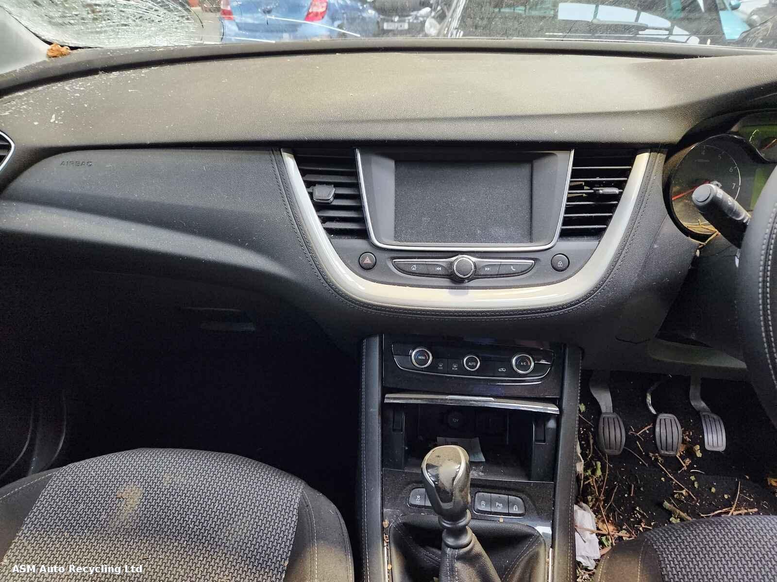 View Auto part Vauxhall Grandland X 2019 5 Door Hatchback Breaking