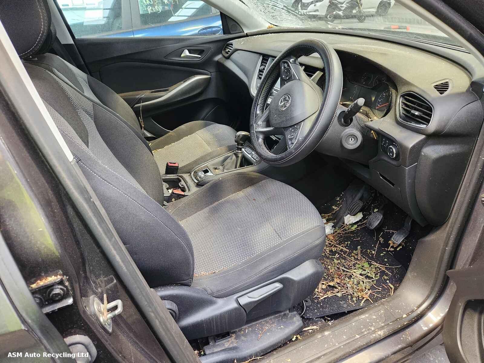 View Auto part Vauxhall Grandland X 2019 5 Door Hatchback Breaking