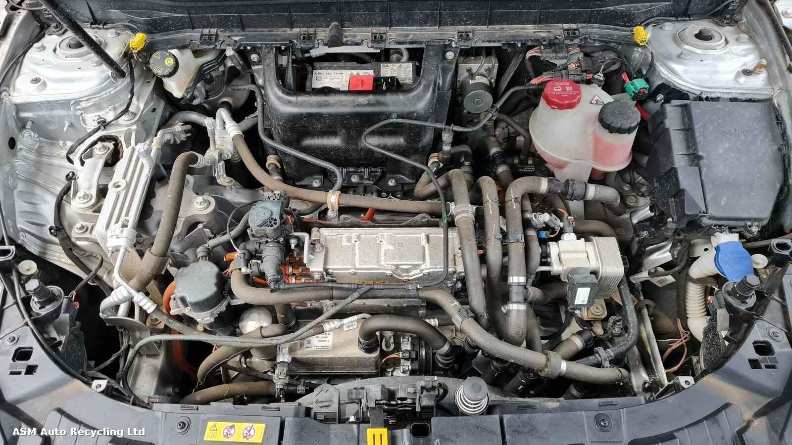 View Auto part Mercedes Eqb 2023 5 Door Estate Breaking