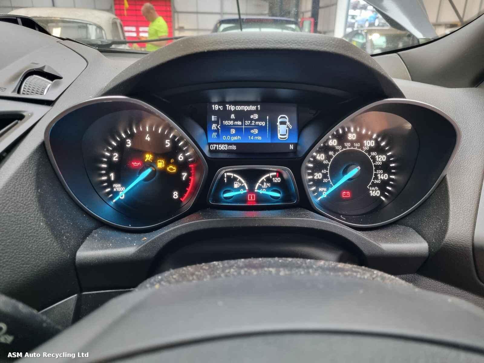 Ford Kuga 2019 5 Door Hatchback Breaking View Auto part Ford Kuga 2019 5 Door Hatchback Breaking