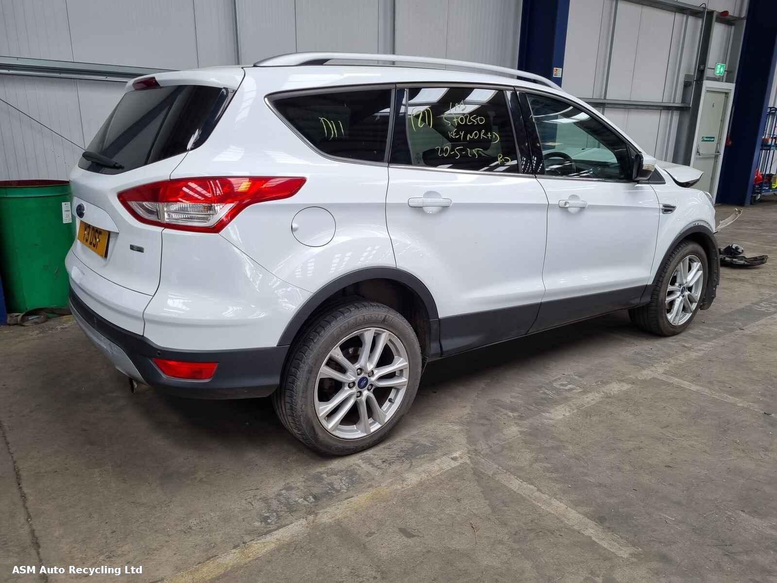View Auto part Ford Kuga 2016 5 Door Hatchback Breaking