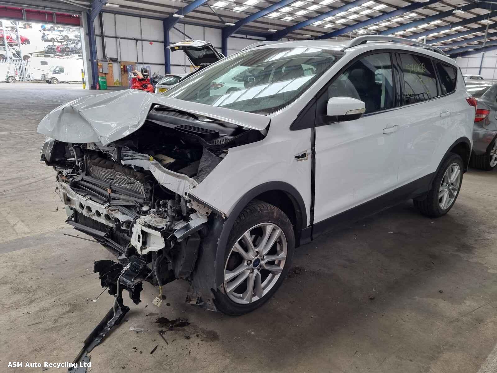 View Auto part Ford Kuga 2016 5 Door Hatchback Breaking