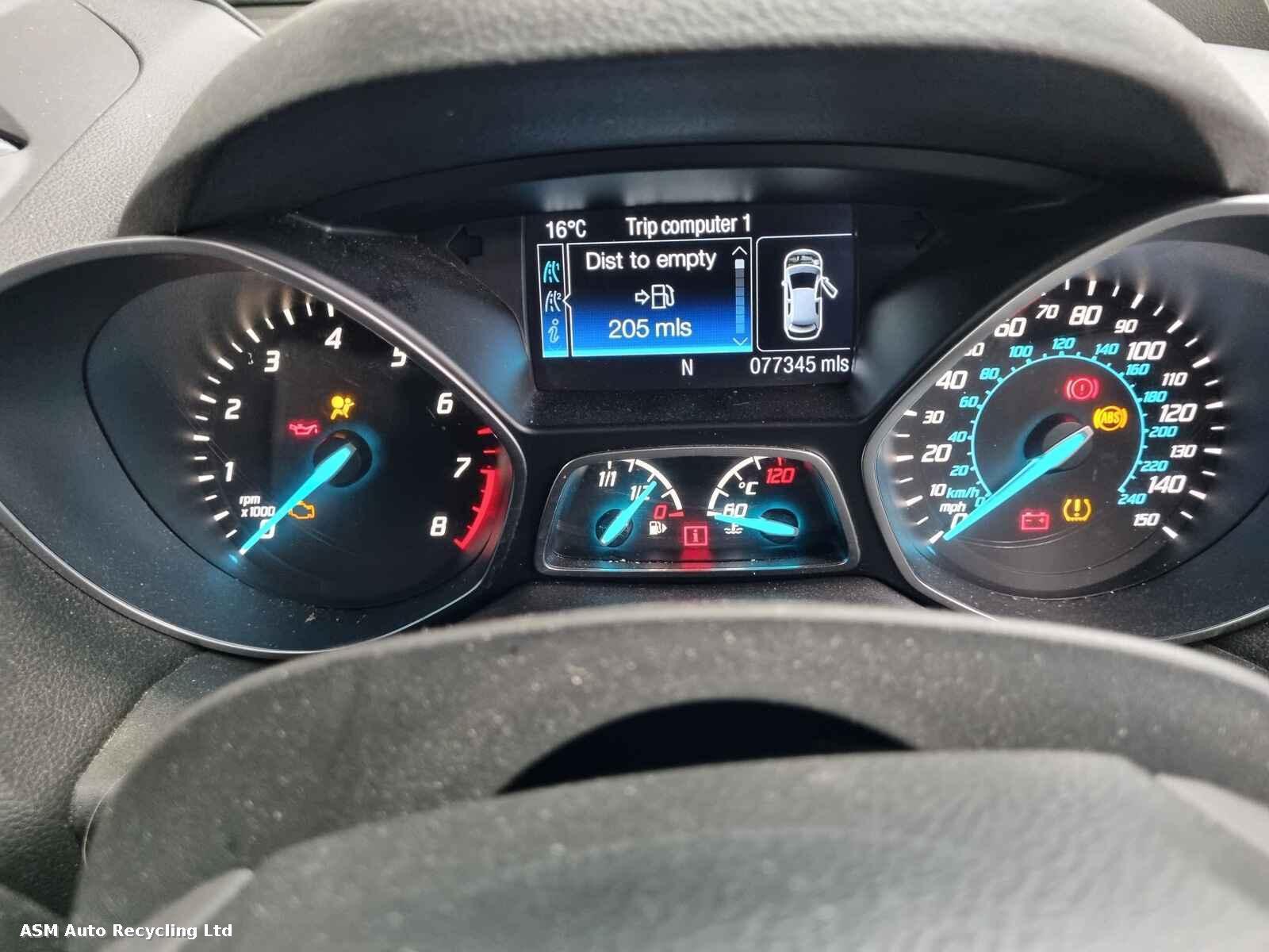 View Auto part Ford Kuga 2016 5 Door Hatchback Breaking