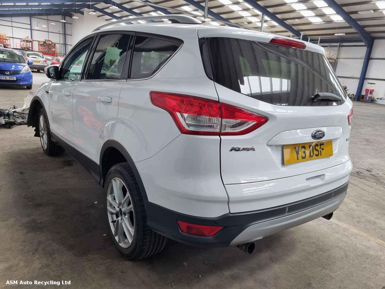 View Auto part Ford Kuga 2016 5 Door Hatchback Breaking
