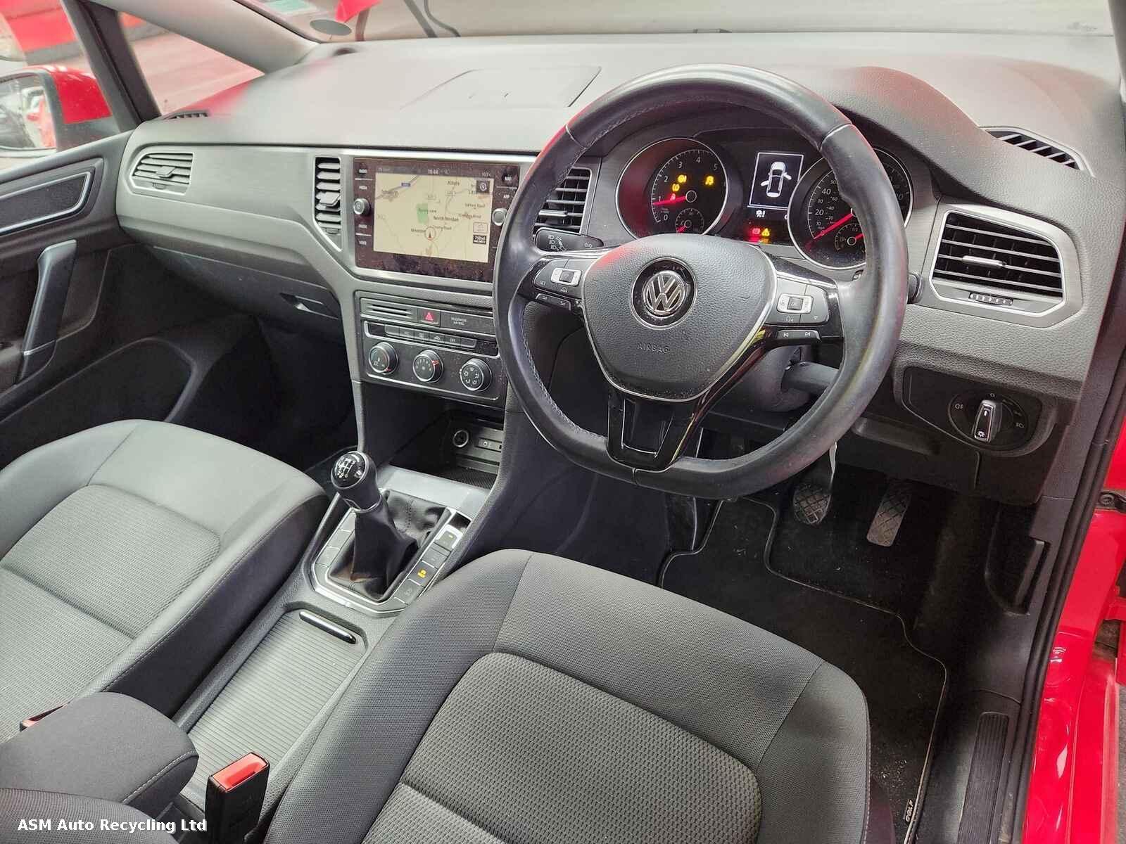 View Auto part Volkswagen Golf Sv 2018 5 Door Mpv Breaking