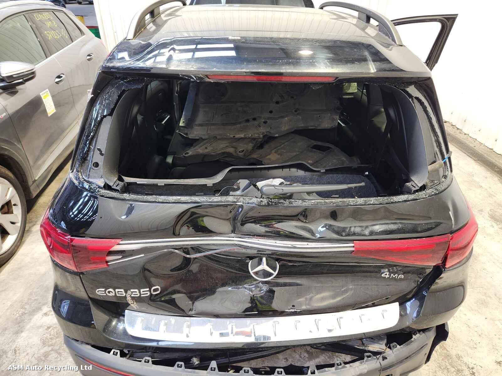 View Auto part Mercedes Eqb 2024 5 Door Estate Breaking