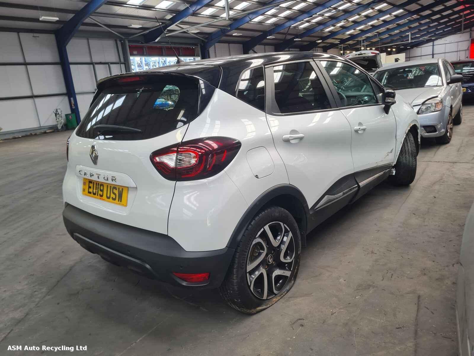 View Auto part Renault Captur 2019 5 Door Hatchback Breaking