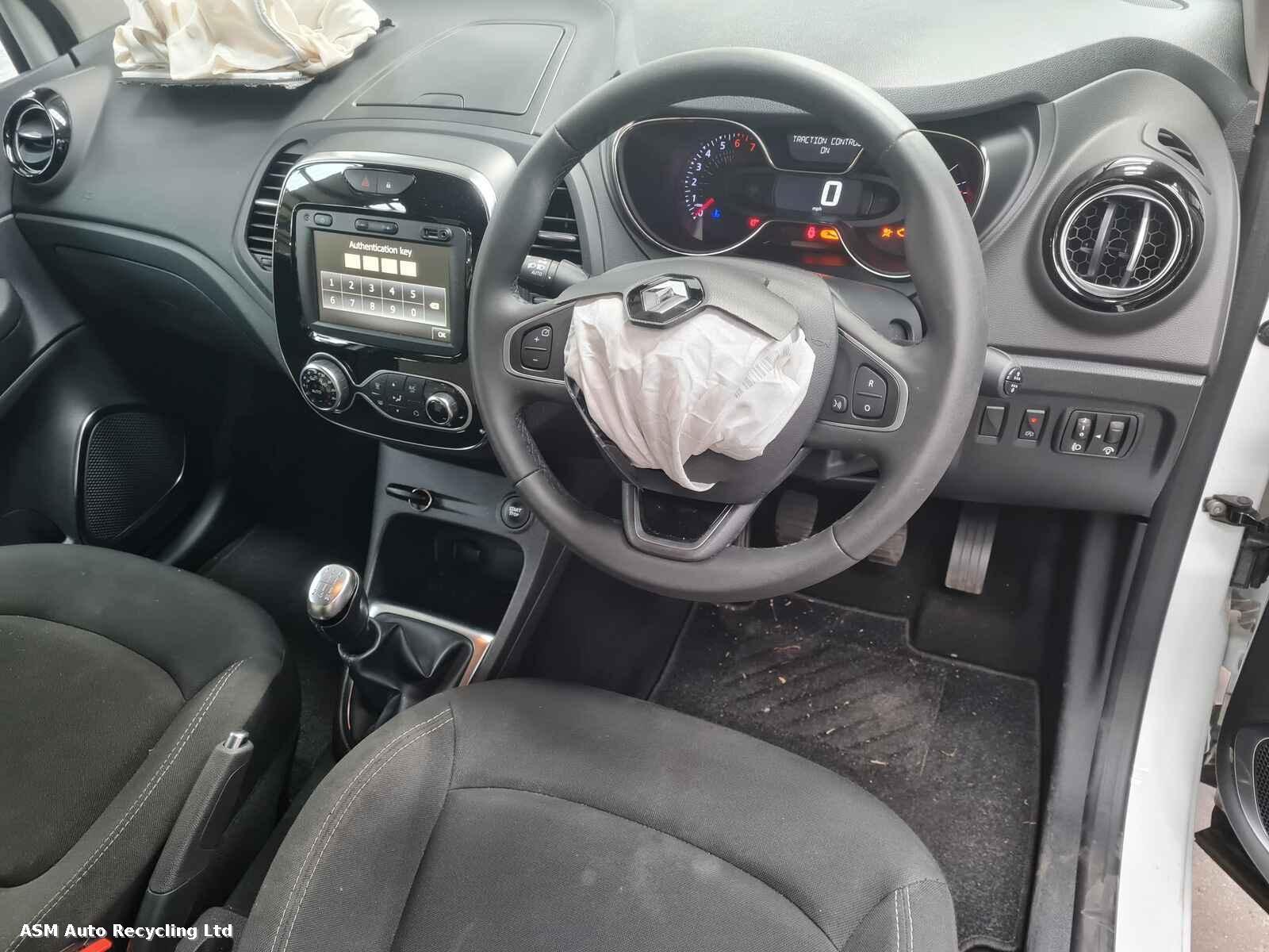 View Auto part Renault Captur 2019 5 Door Hatchback Breaking