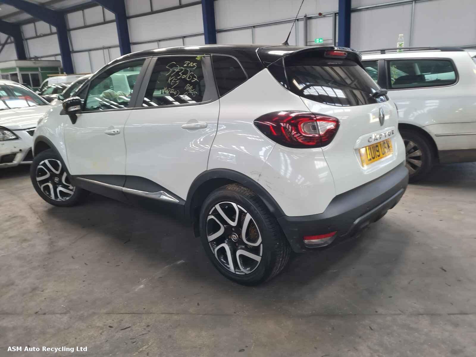 View Auto part Renault Captur 2019 5 Door Hatchback Breaking