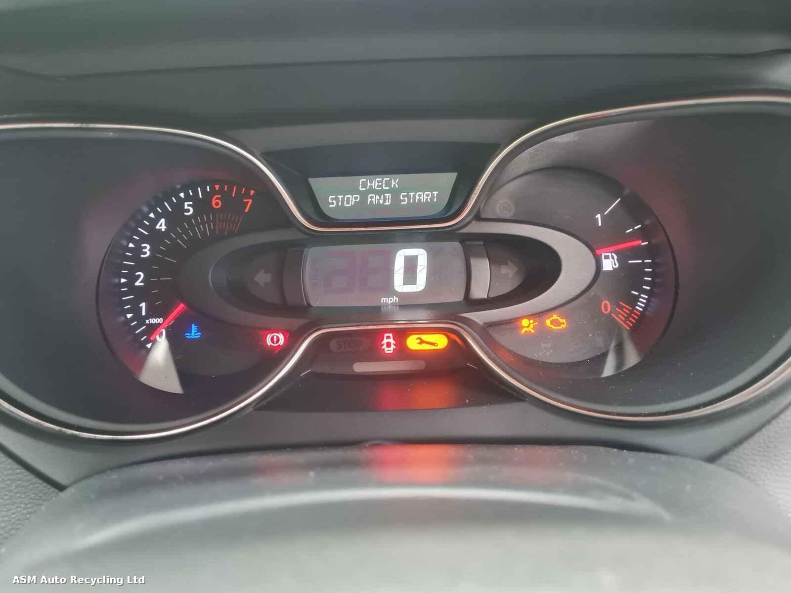 View Auto part Renault Captur 2019 5 Door Hatchback Breaking