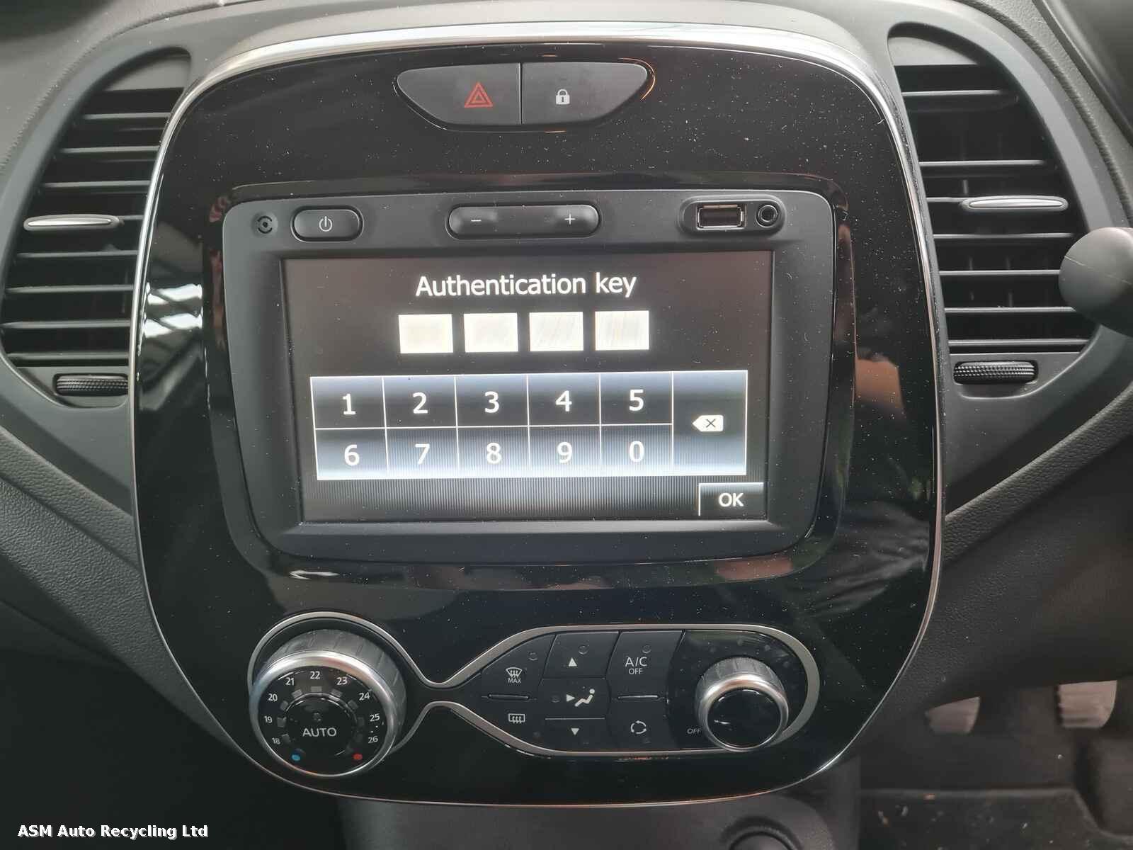View Auto part Renault Captur 2019 5 Door Hatchback Breaking