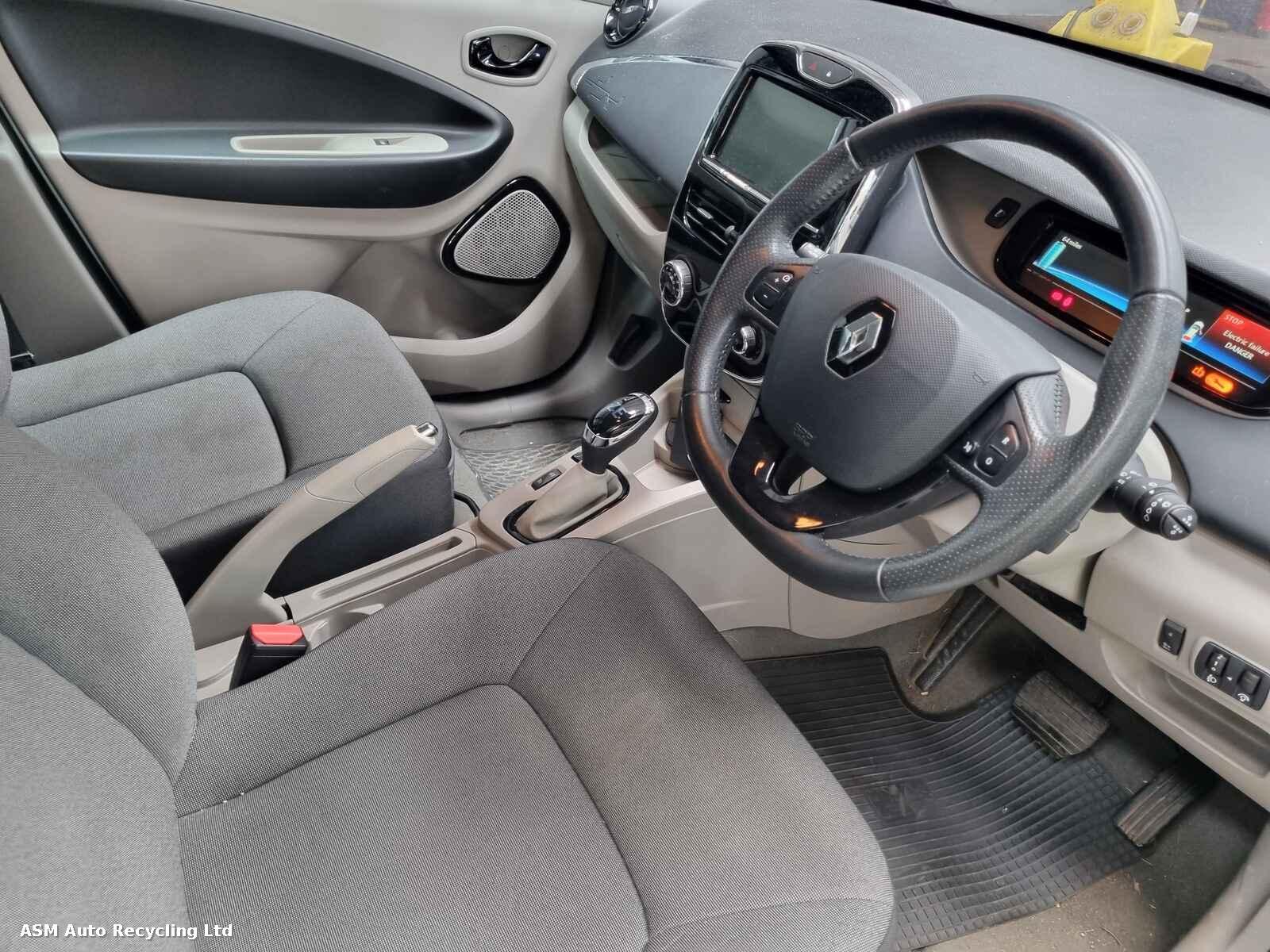 View Auto part Renault Zoe 2015 5 Door Hatchback Breaking