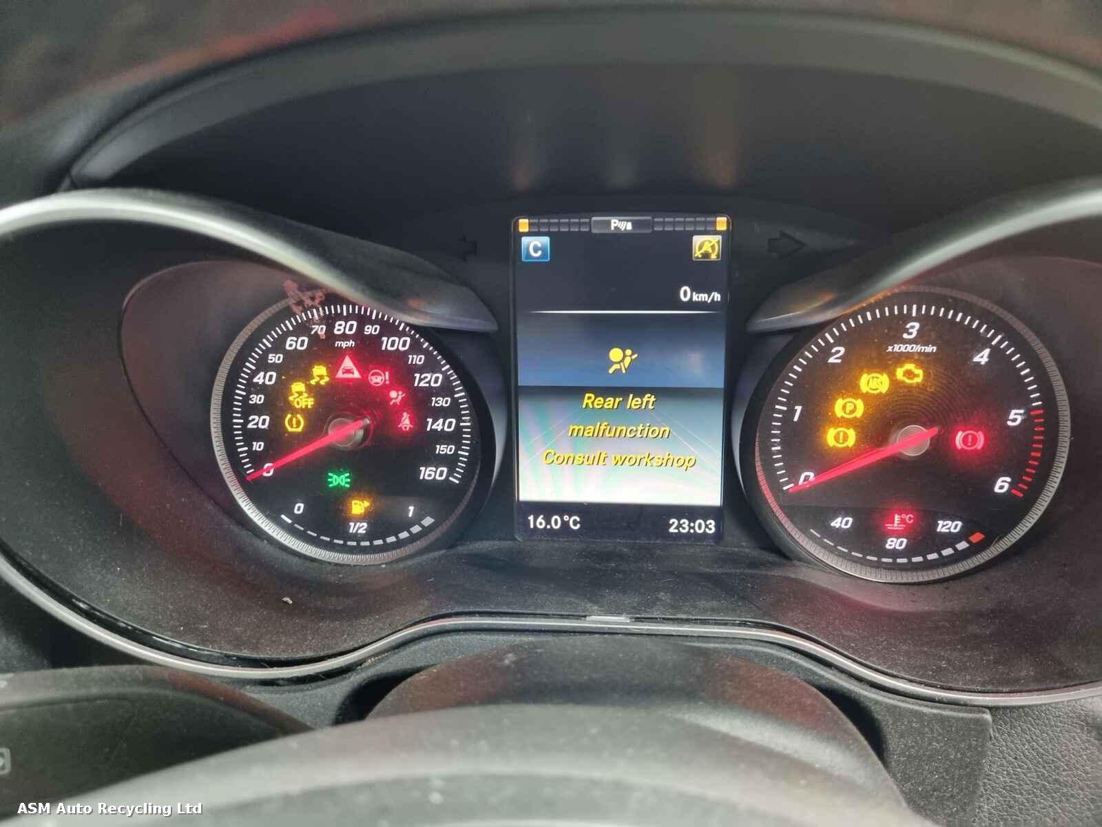 View Auto part Mercedes C Class 2017 4 Door Saloon Breaking