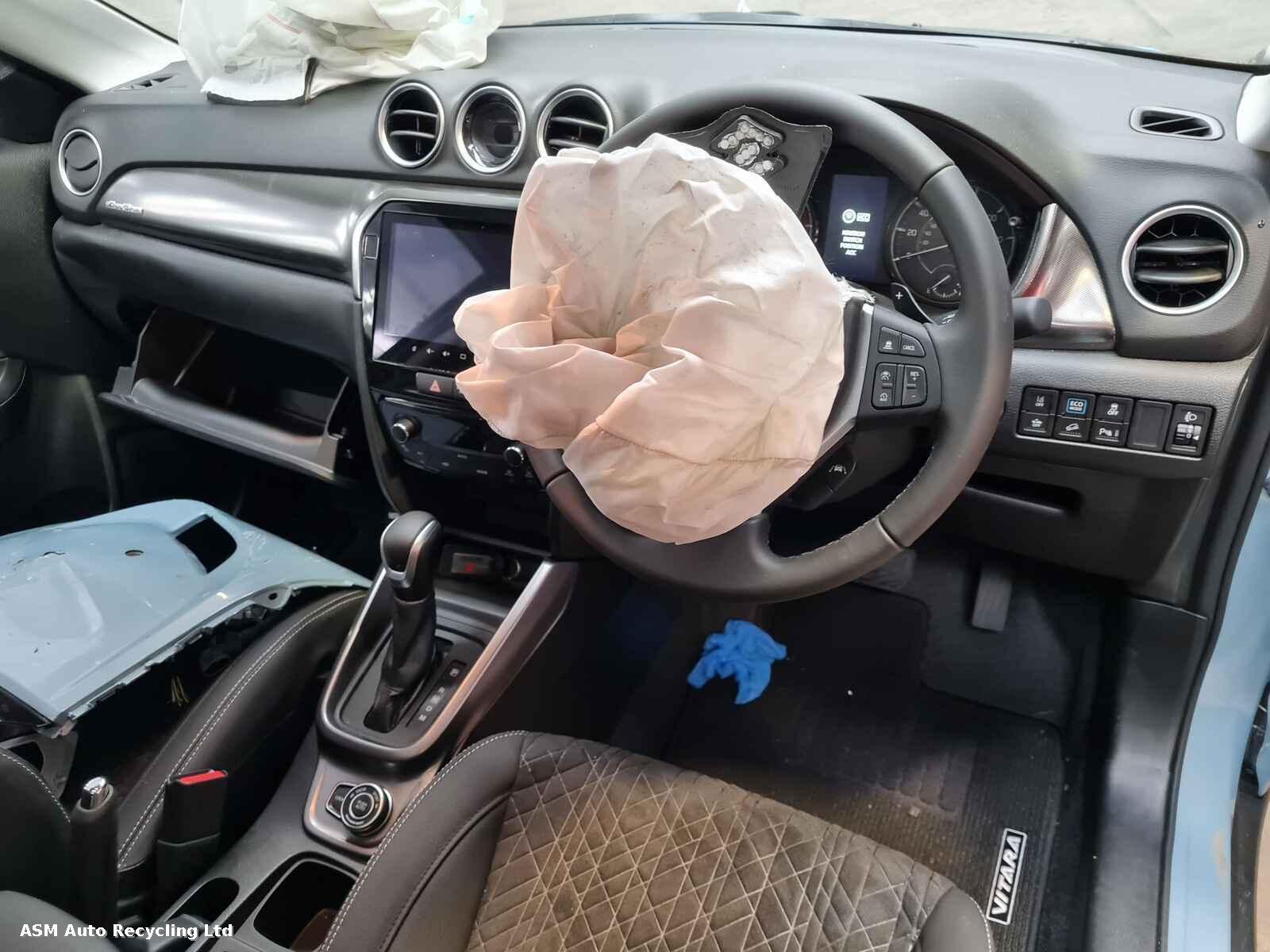 Suzuki Vitara 2025 5 Door Hatchback Breaking View Auto part Suzuki Vitara 2025 5 Door Hatchback Breaking