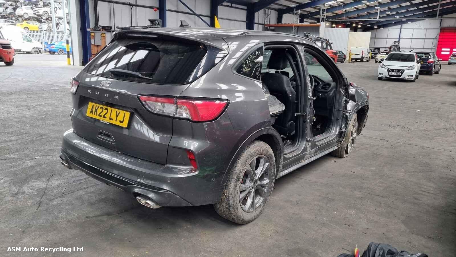View Auto part Ford Kuga 2022 5 Door Hatchback Breaking