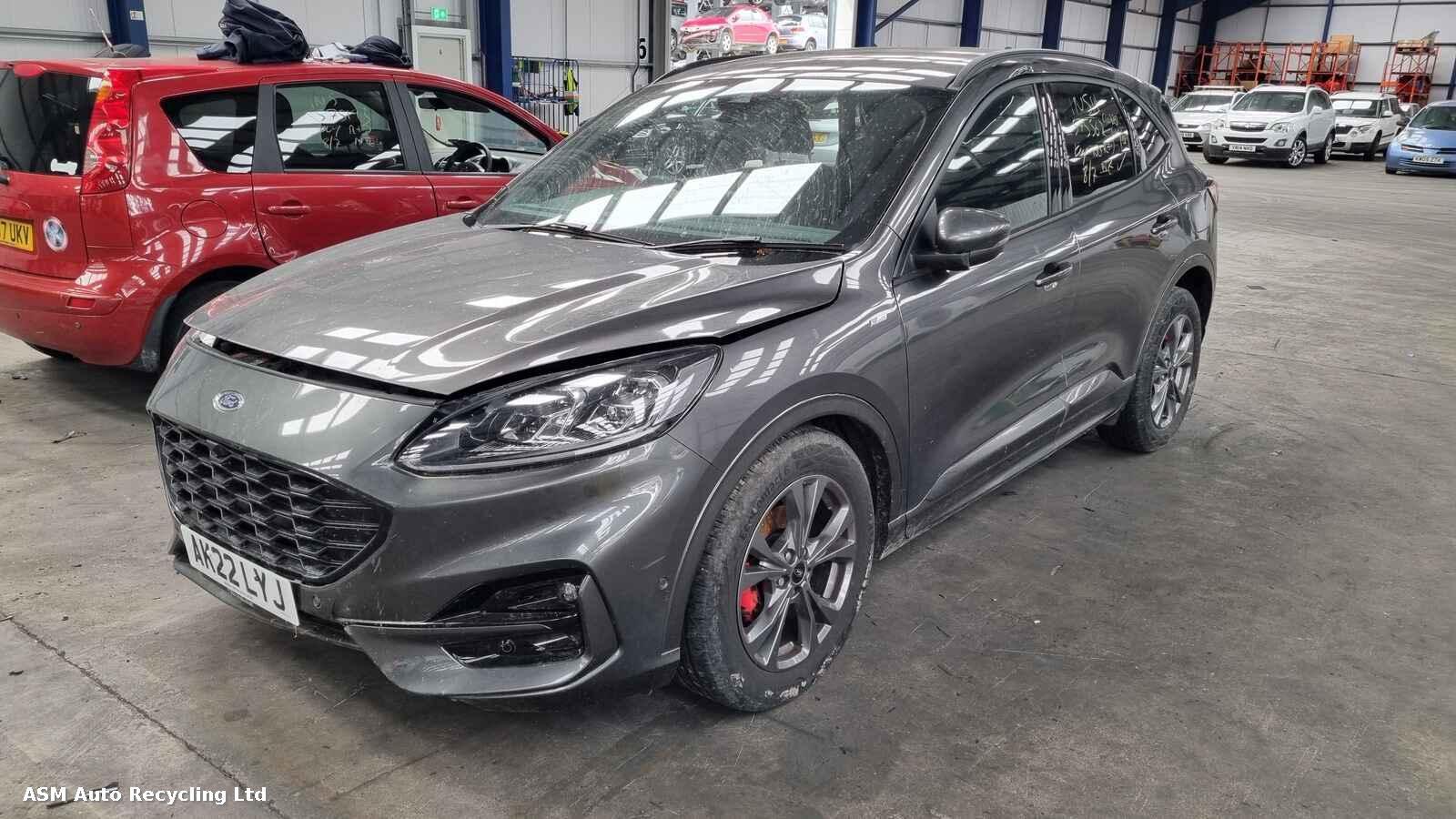 View Auto part Ford Kuga 2022 5 Door Hatchback Breaking