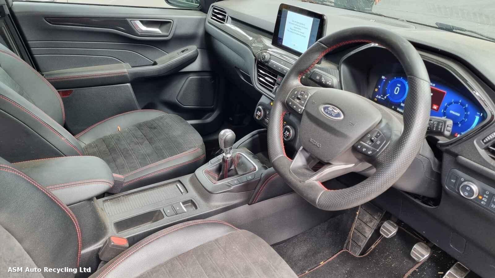 View Auto part Ford Kuga 2022 5 Door Hatchback Breaking