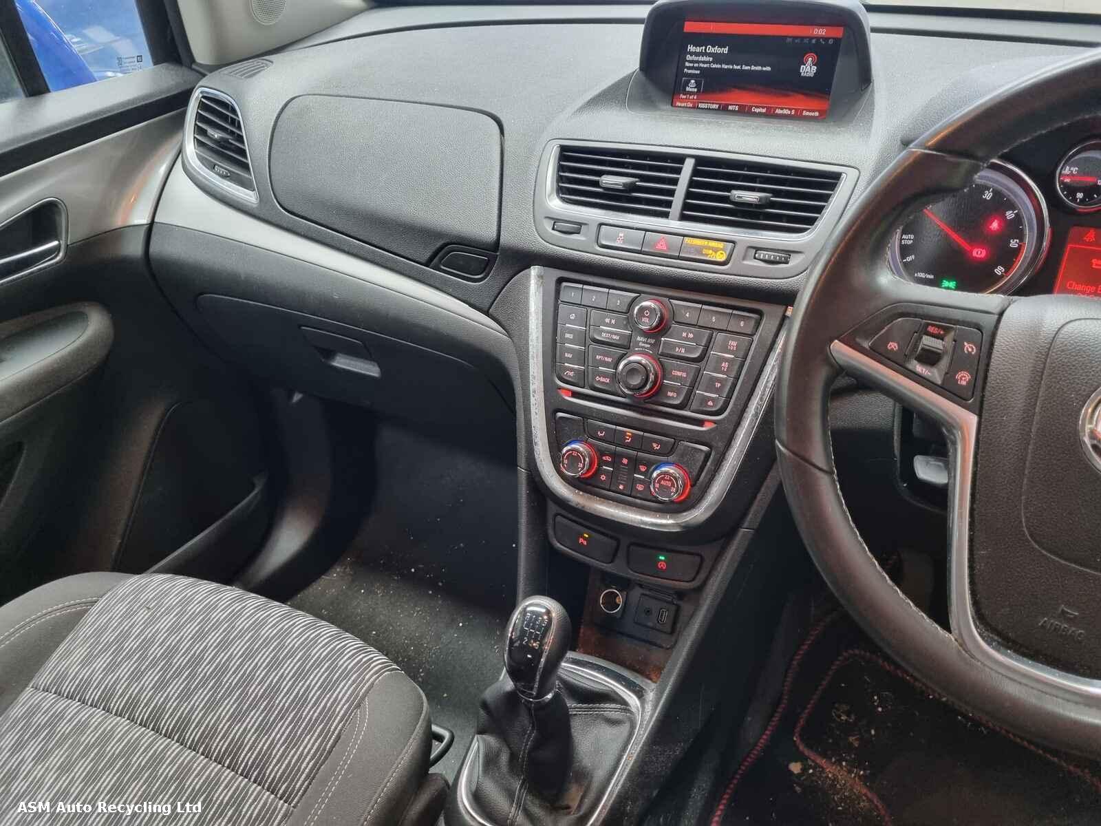 View Auto part Vauxhall Mokka 2015 5 Door Hatchback Breaking