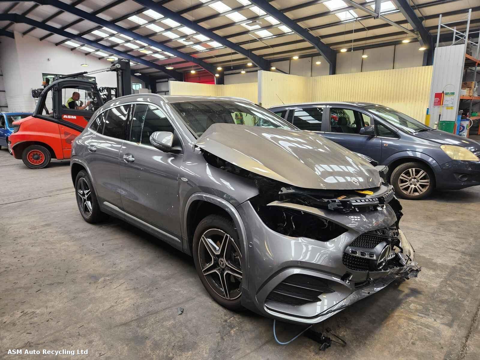 View Auto part Mercedes Gla Class 2025 5 Door Hatchback Breaking