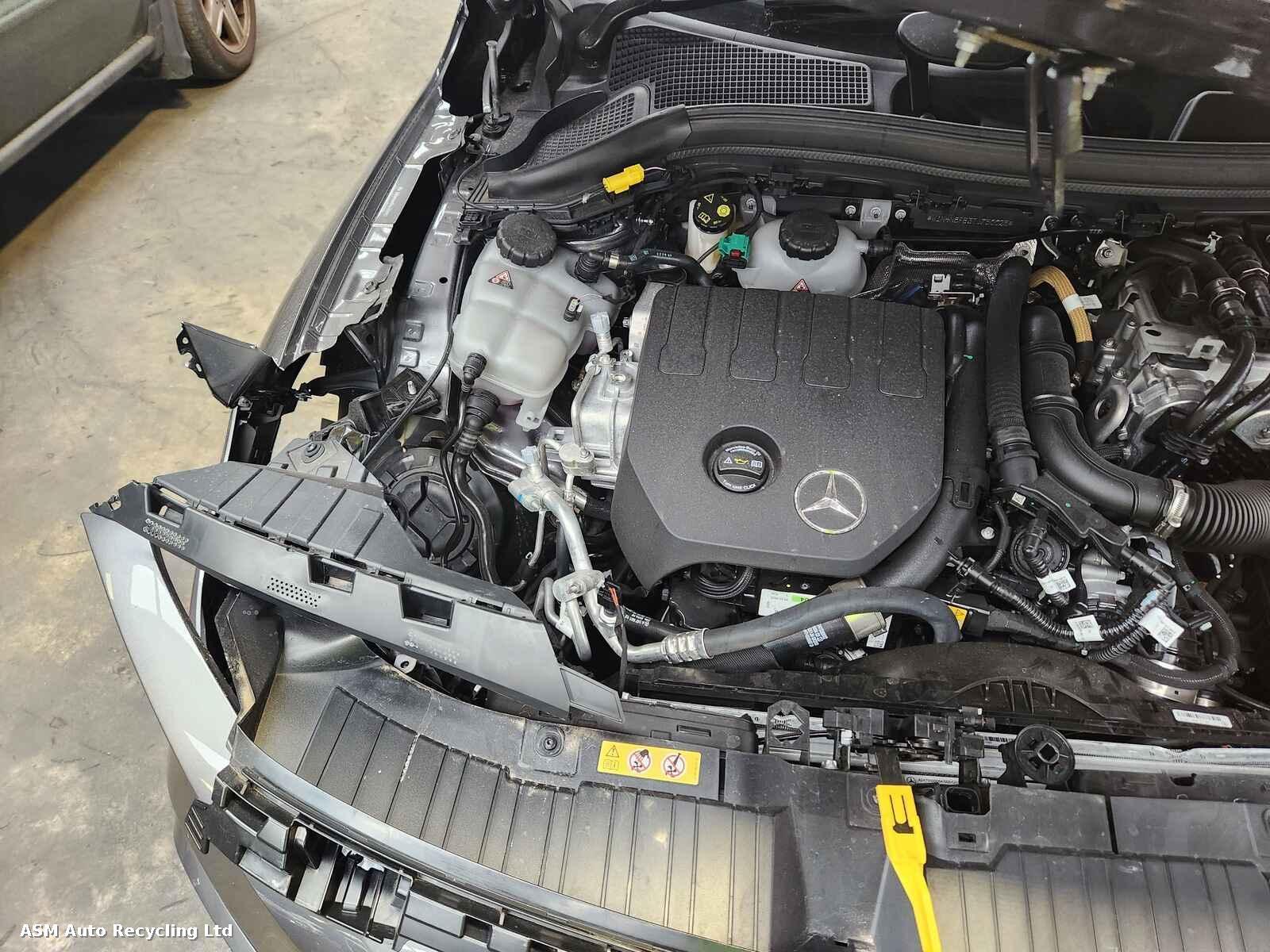 View Auto part Mercedes Gla Class 2025 5 Door Hatchback Breaking