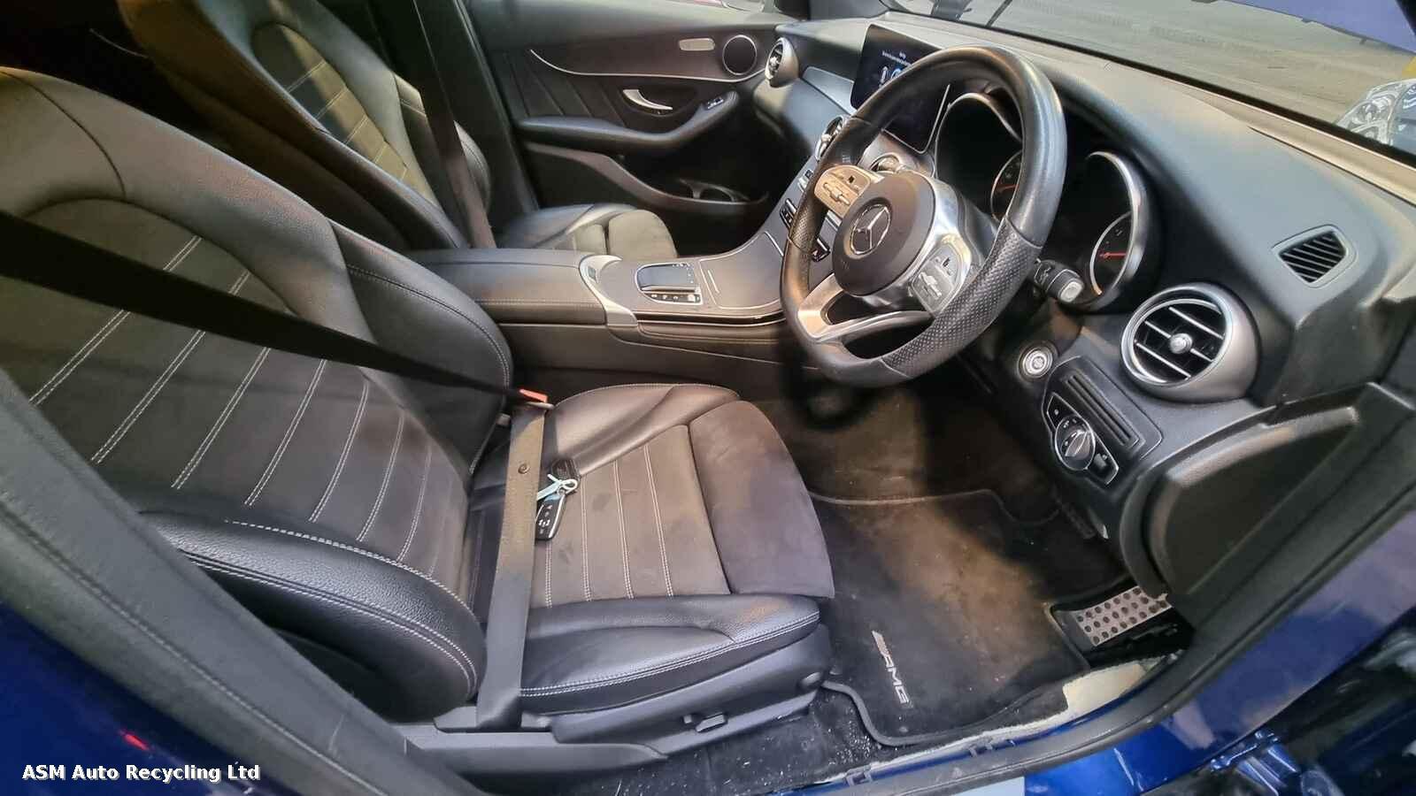 View Auto part Mercedes Glc 2020 5 Door Estate Breaking