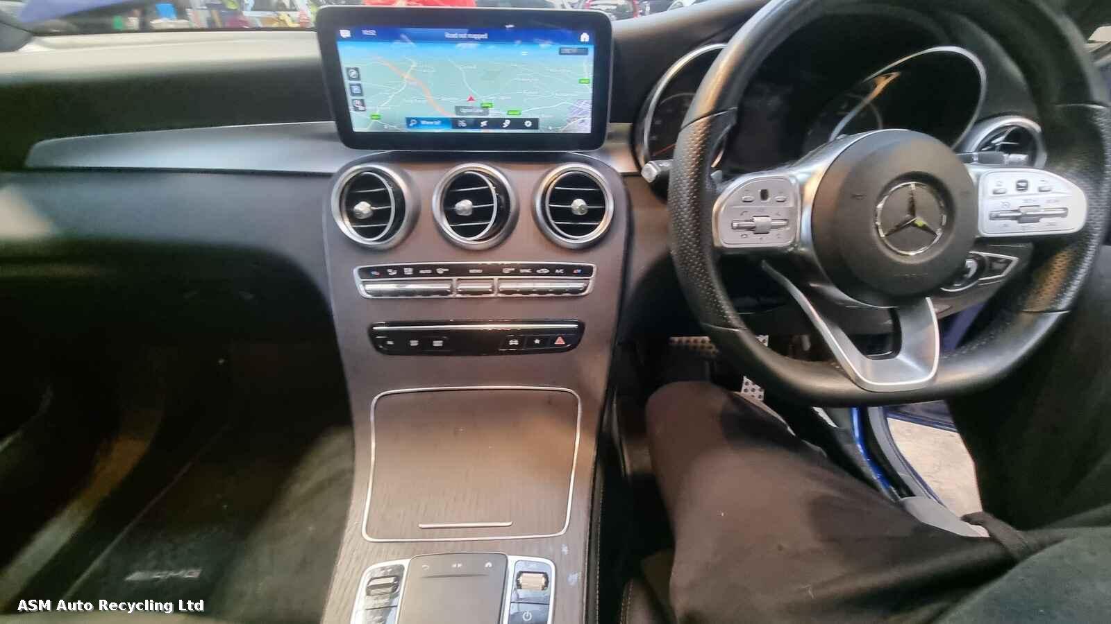 View Auto part Mercedes Glc 2020 5 Door Estate Breaking