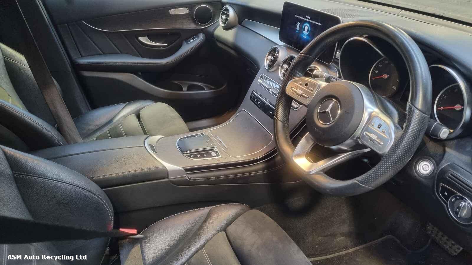 View Auto part Mercedes Glc 2020 5 Door Estate Breaking
