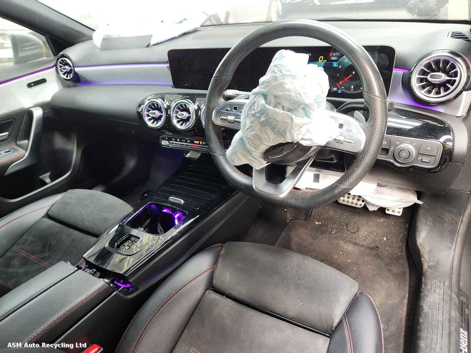 View Auto part Mercedes A Class 2019 5 Door Hatchback Breaking
